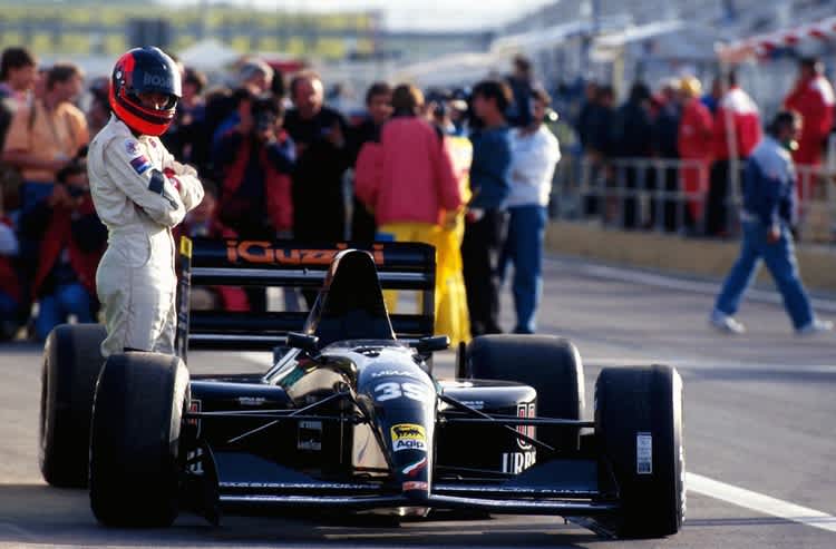 Motorschaden noch vor der Ausfahrt auf die Strecke: Perry McCarthy in Spanien 1992