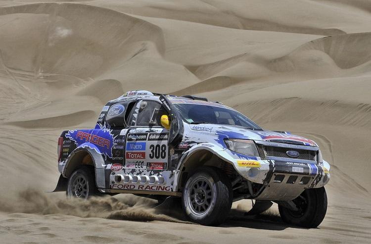 Dad Ford-Team Alvarez/Graue