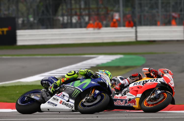 Valentino Rossi gegen Marc Márquez