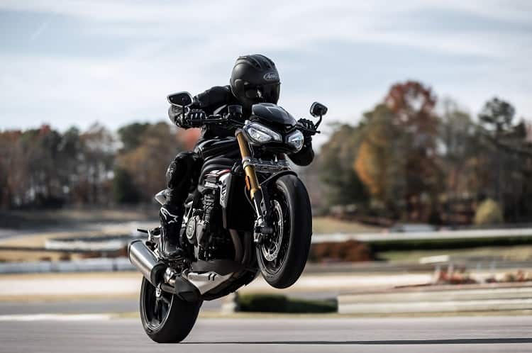 Triumph Speed Triple 1200 RS:Die leichteste und stärkste Speed Triple seit 1994, als die erste Speedy auf den Markt kam