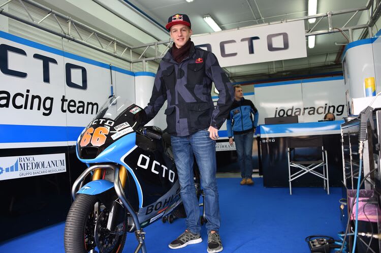 Florian Alt mit der Suter des Ioda-Teams