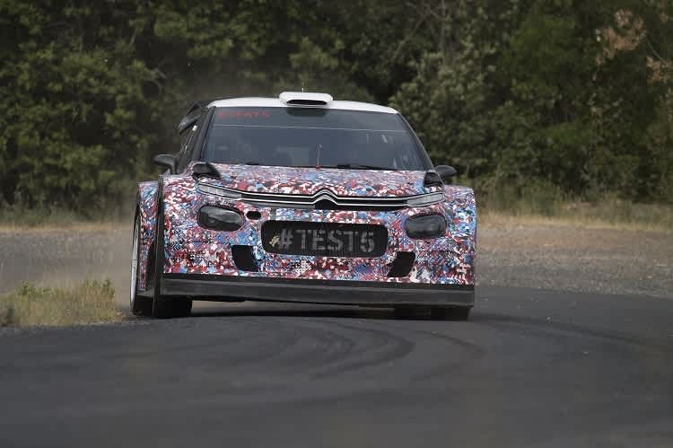 Der Citroën C3 WRC beim ersten Asphalt-Test