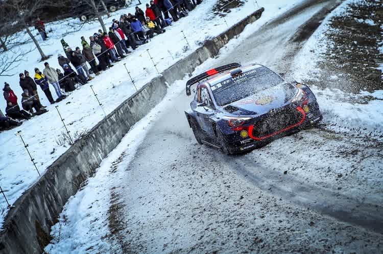 Thierry Neuville dominiert die 85. Rallye Monte Carlo