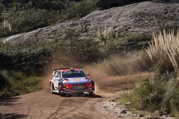 Thierry Neuville will den Hattrick