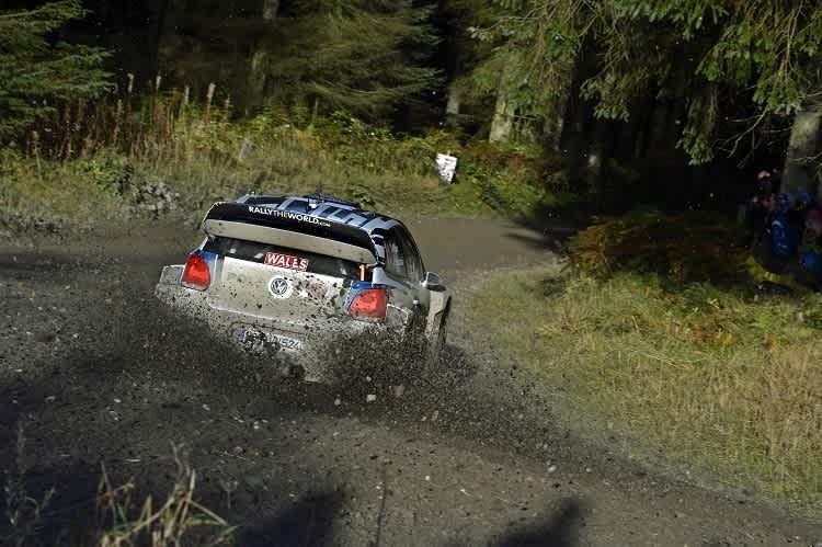 Sébastien Ogier beim letzten Shakedown 2015 vorne