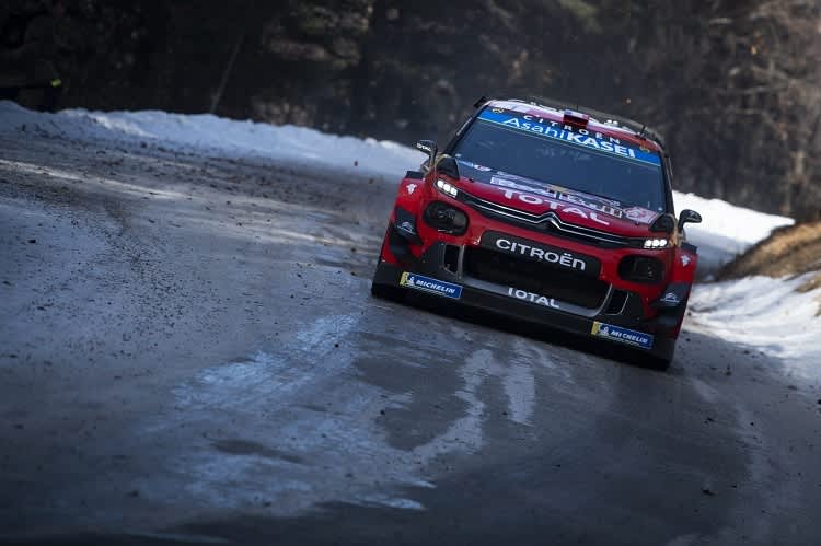 Sébastien Ogier behauptete knapp seine Führung