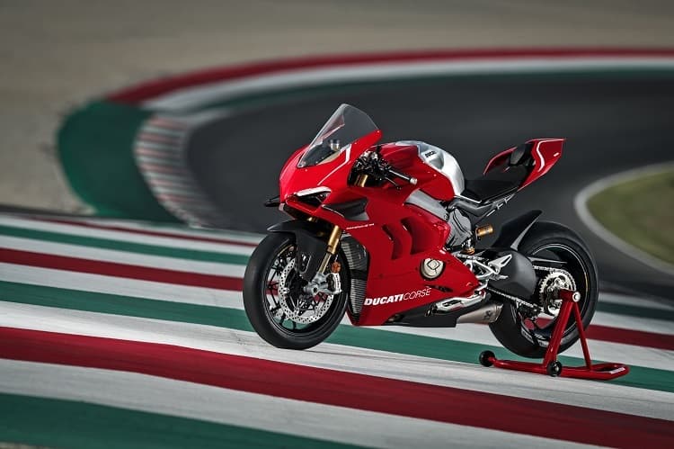Ducati Panigale V4 R: Keine noble Zurückhaltung, sondern offene Kampfansage an die Konkurrenz 
