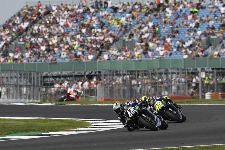 Valentino Rossi und Maverick Viñales sind natürlich dabei, wenn die M1 präsentiert wird  