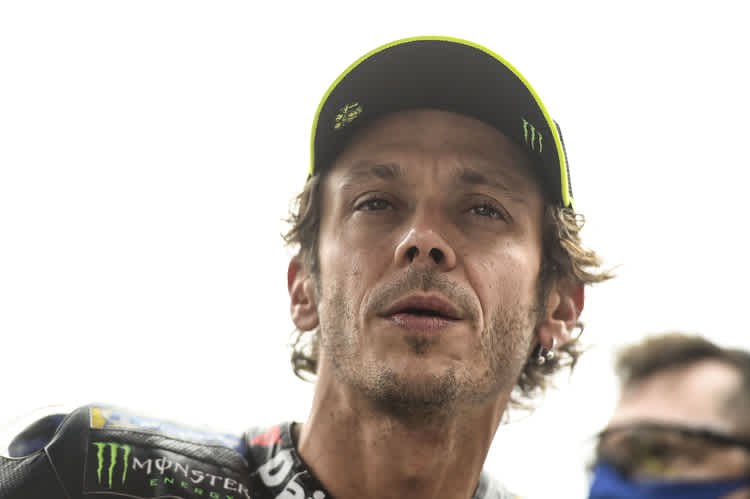 Zur Freude seines neuen Teams macht Valentino Rossi weiter