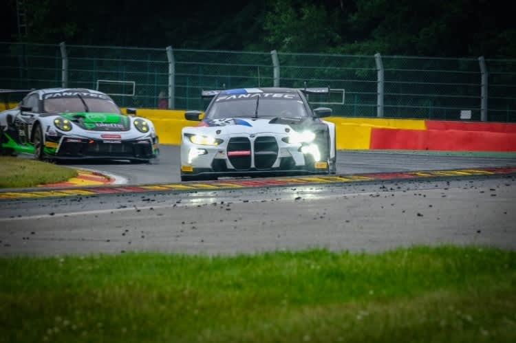 Der BMW M4 GT3 auf der Strecke von Spa-Francorchamps