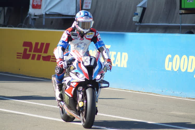 Markus Reiterberger auf der M 1000 RR des BMW-Werksteams