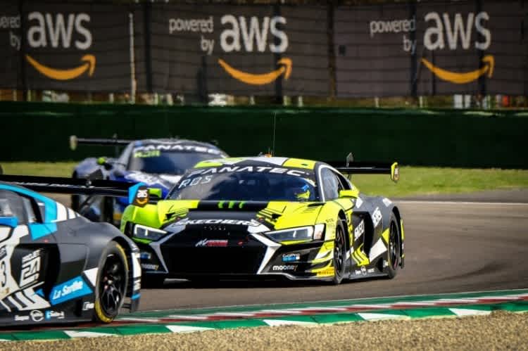 Im Verkehr: Der Audi R8 LMS GT3 evo II von Valentino Rossi