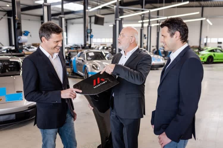 Die Brüder Martin und Nicolas Raeder sowie Olaf Manthey (Mitte)