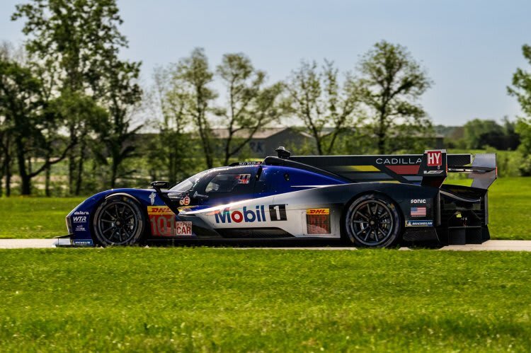 Blau und Weiß bei Cadillac Wayne Taylor Racing