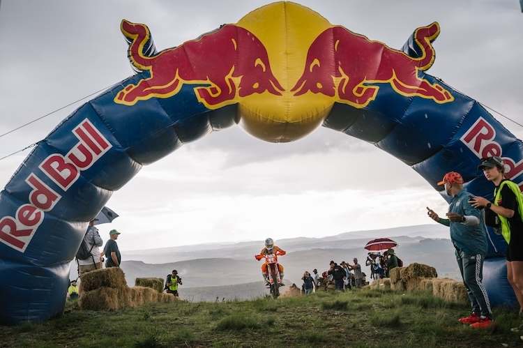Das Feld bei der Roof of Africa. Hier vorne im Bild: Manuel Lettenbichler