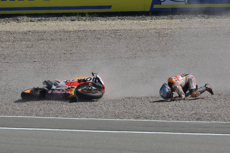 Pol Espargaró musste am Freitag auf dem Sachsenring gleich zweimal zu Boden