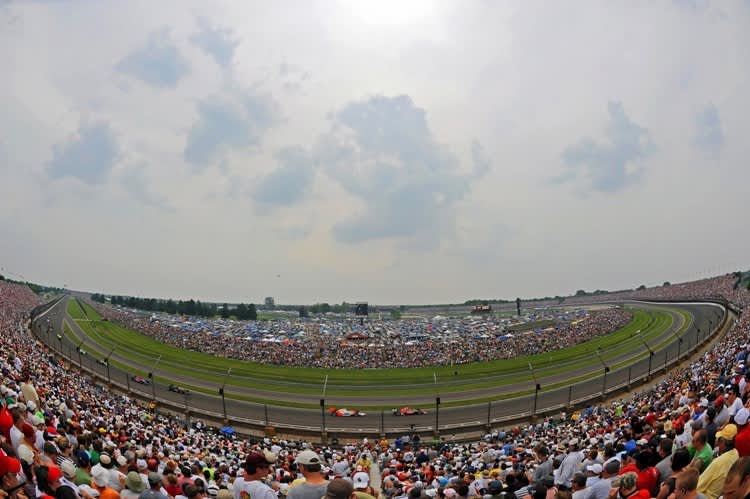 Das Spektakel Indy 500 wird etwas kürzer