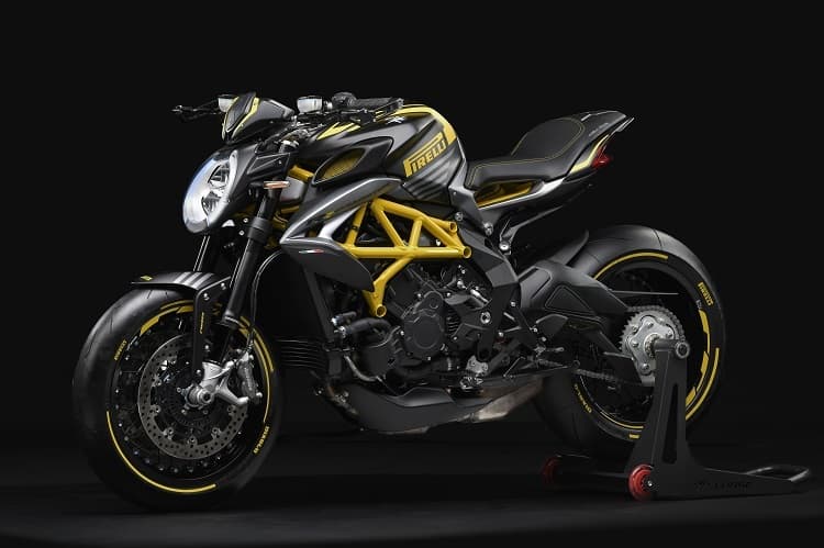 MV Agusta Dragster 800 RR Pirelli: Pirelli war bei der Gestaltung des Designs beteiligt
