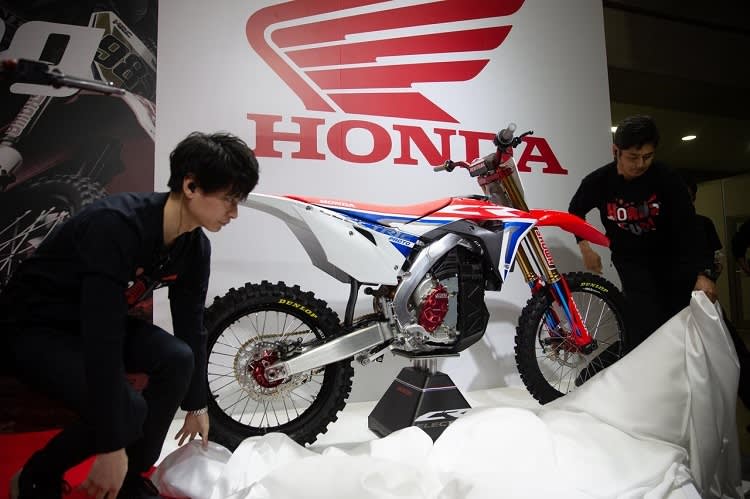 Honda CR Electric: Prototyp mit Elektroantrieb und dem Fahrwerk der CR 250