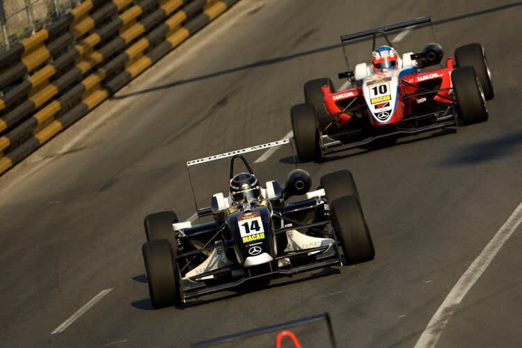 Atte Mustonen im Herbst in Macau