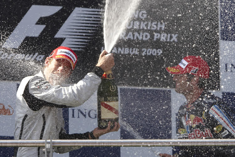 Button-Festspiele sollen in England weiter gehen 