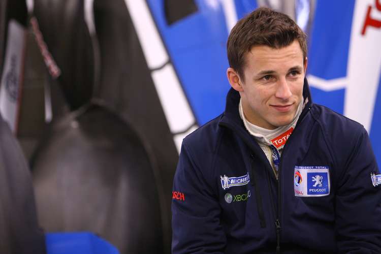 Klien wirkt nachdenklich, bleibt aber Optimist.