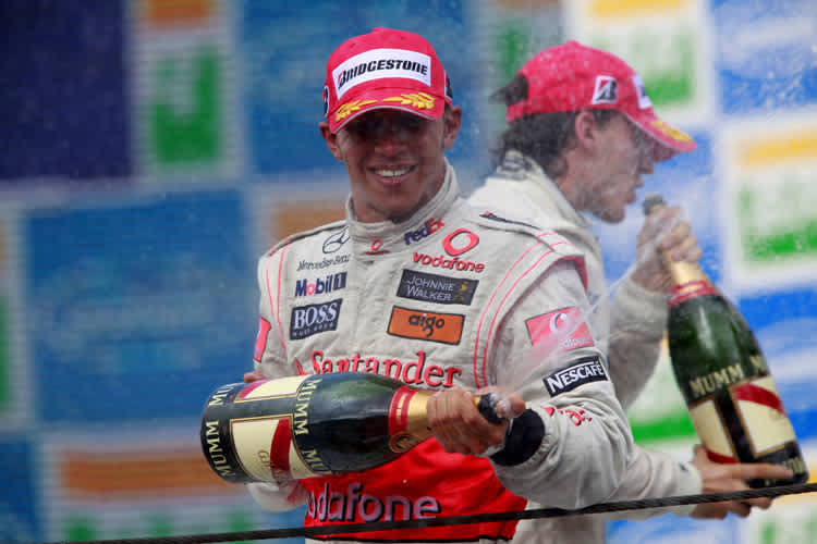 Hamilton spricht schon vom Titelkampf 2010