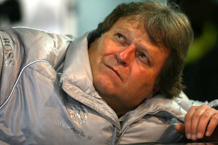 Mercedes-Mann Haug blickt sehnsüchtig Richtung Spitze