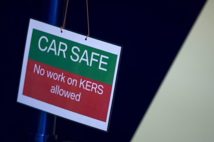 An solche Schilder müssen wir uns gewöhnen.