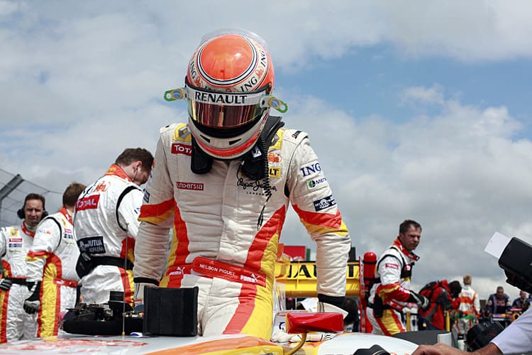 piquet-steigt-nochmal-ein