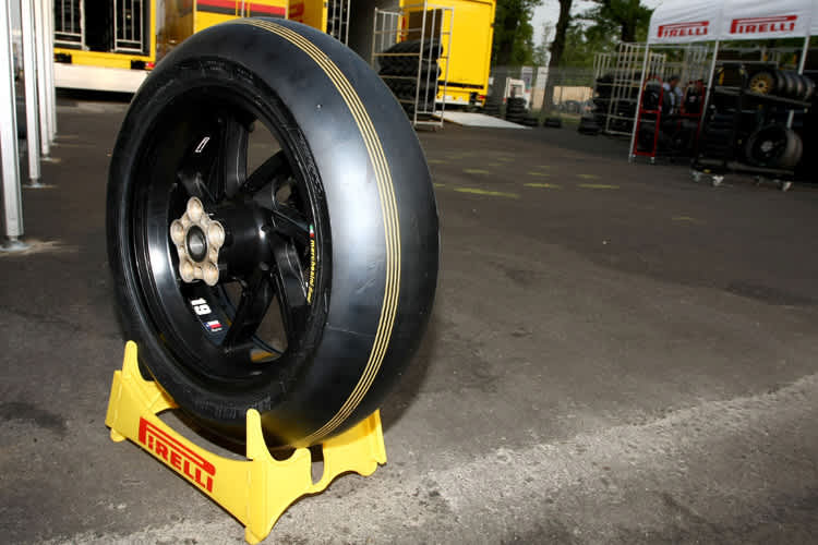 Ab Nürburgring gibt's wieder Markierungen