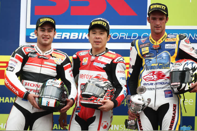 Haslam,Haga und Smrz (v.l.) bildeten das Podium des 2. Laufs