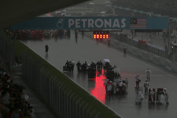 Leider hat Sepang keine Flutlichtanlage