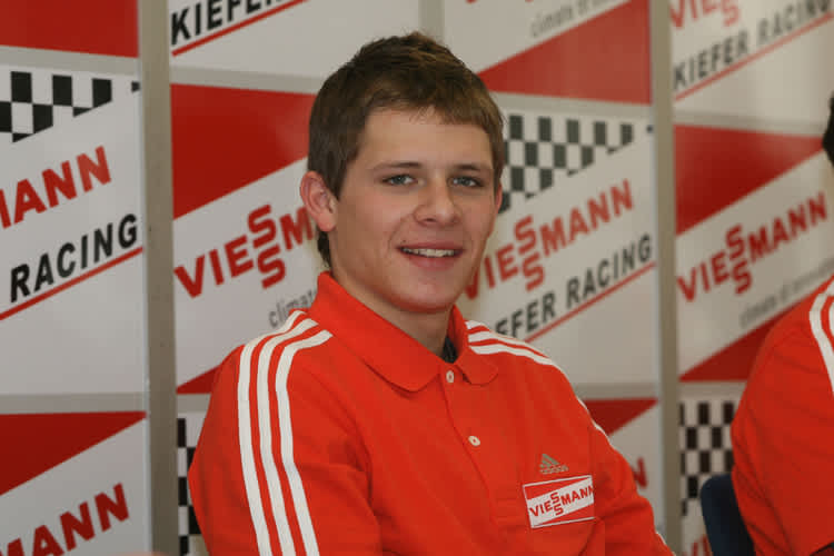 Stefan Bradl: Zehn Runden für die Fotografen.