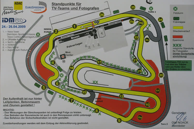 Jörg Teuchert erklärt den Kurs