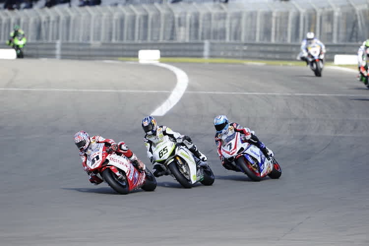 2010: Am Ende setzte sich Haga gegen Rea und Checa durch