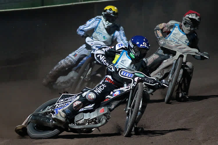 Adrian Miedzinki gewann das Stechen um den Sieg