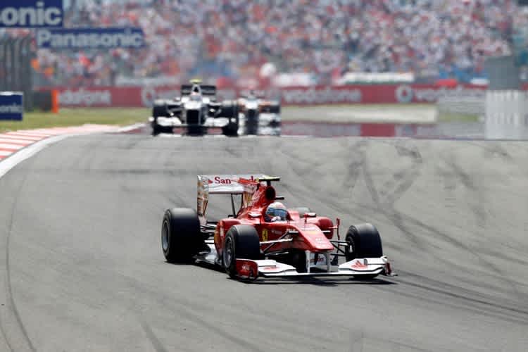 Alonso fuhr in der Türkei nur im Mittelfeld