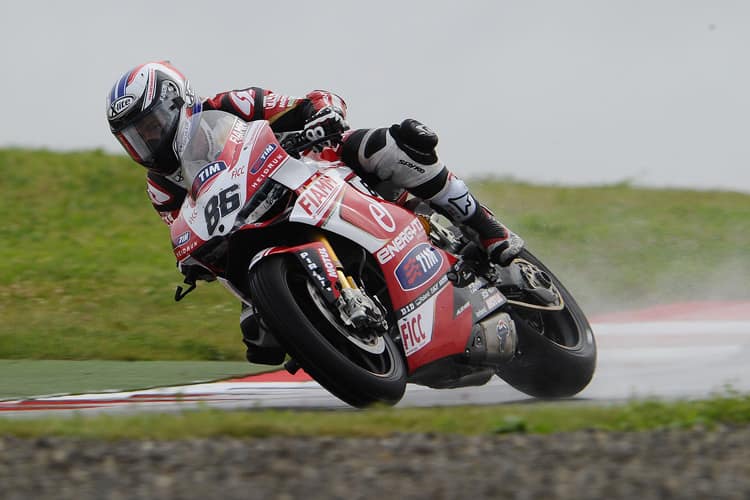 Ayrton Badovini (Ducati) startet am Sonntag erstmals von Pole