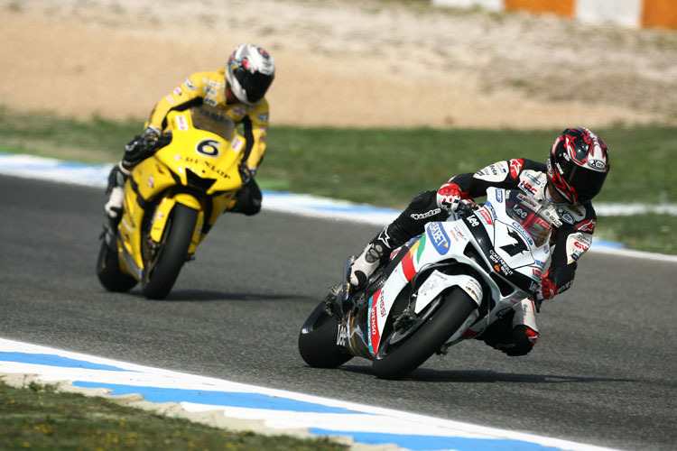 Carlos Checa (7) in Estoril 2007