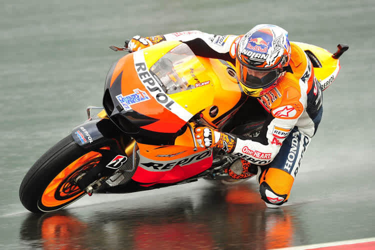 Stoner holt sich die Pole-Position