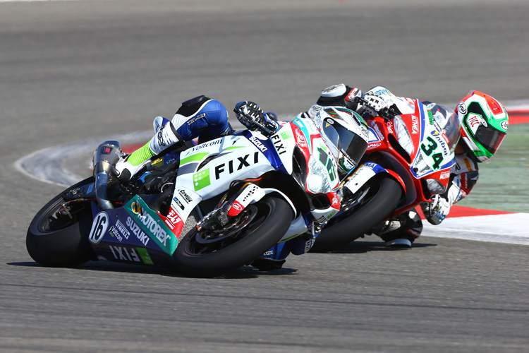 Jules Cluzel (li.) und Davide Giugliano lieferten sich einen harten Kampf