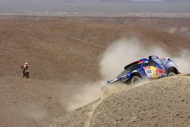 Autos und Motorräder wollen sich lieber aus dem Weg gehen