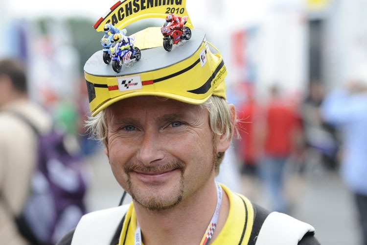 Auch er kann durch die Boxengasse spazieren