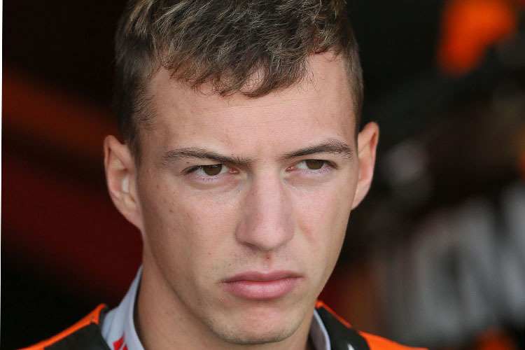 Toni Finsterbusch schaute finster