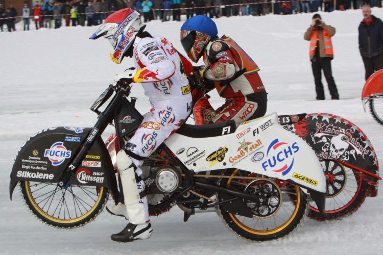 Franky Zorn (v.) gegen Antonin Klatovsky 