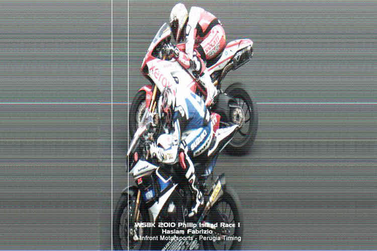 Nur in dieser Perspektive war Leon Haslam als Sieger auszumachen