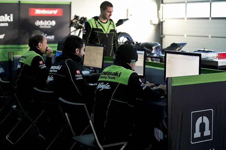 Die Kawasaki-Techniker haben viel zu tun