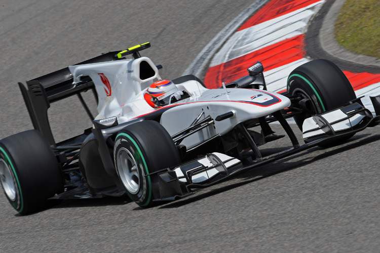 Sauber-Pilot Kamui Kobayashi auf dem Weg zu Rang 15