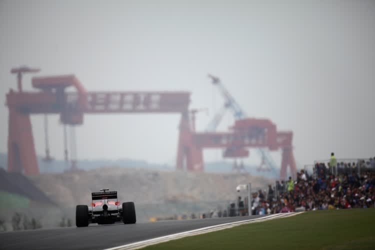 Die Start-Zielgerade ist nur eine der drei Vollgas-Passagen